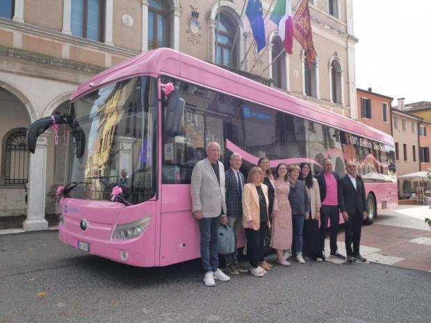 <h1>Autobus Rosa 2024 a Mestre: Prevenzione e Solidarietà</h1>